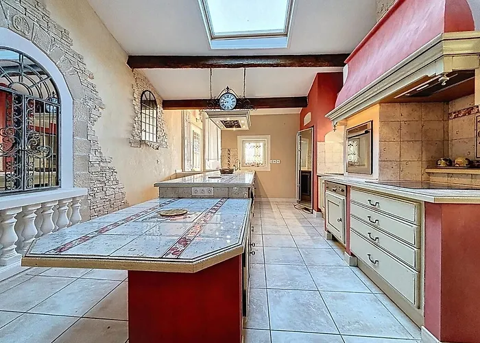Le Mirabeau - Bourgeois - Terrasse 80m2 - Wifi Et Climatisation * Narbonne
