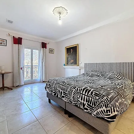 Le Mirabeau - Bourgeois - Terrasse 80m2 - Wifi Et Climatisation * Narbonne