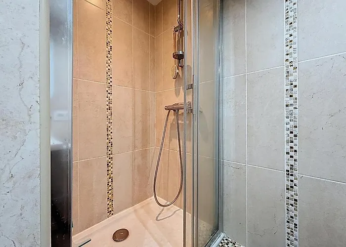 Le Mirabeau - Bourgeois - Terrasse 80m2 - Wifi Et Climatisation 公寓 *